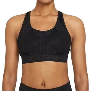 Nike Women's Swoosh Ultrabreathe Padded Sports Bra, Size S